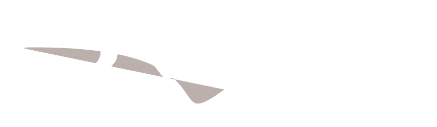 OVEO ccmedia Logo weiß auf transparentem Hintergrund.